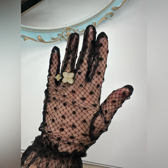 Alhambra Gold Crystal Adjustable Ring - Picture 9 of 13